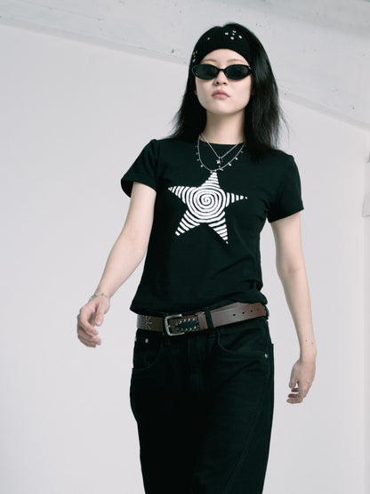 Star cropped T-shirt　（Black)