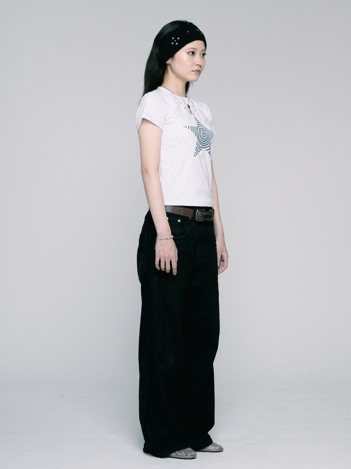Star cropped T-shirt　（White)
